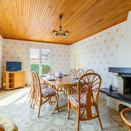 Maison De A Hilaire De Riez * 圣伊莱尔·德列